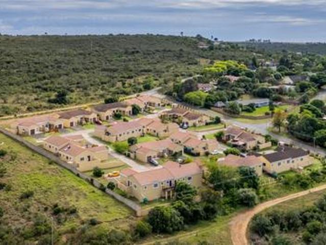Townhouse for sale in Eastern Cape