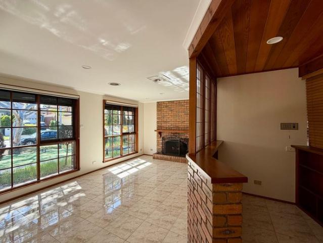 House for rent in Taylors Lakes, Melbourne