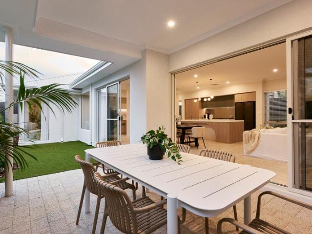 Cottage for sale in Wellard, Western Australia
