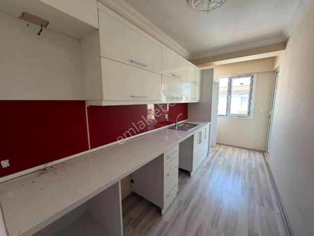 Tire, İzmir içerisinde satılık mülk