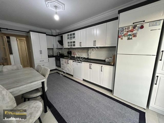 Tire, İzmir içerisinde satılık mülk