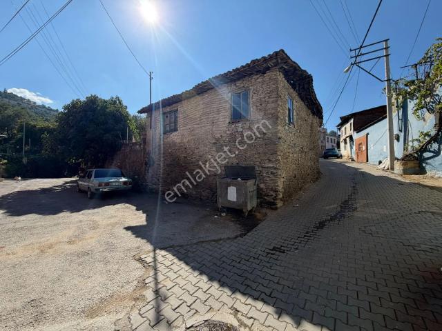 Turan Mahallesi, Tire içerisinde satılık Villa
