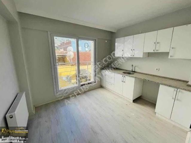 Tire, İzmir içerisinde satılık mülk