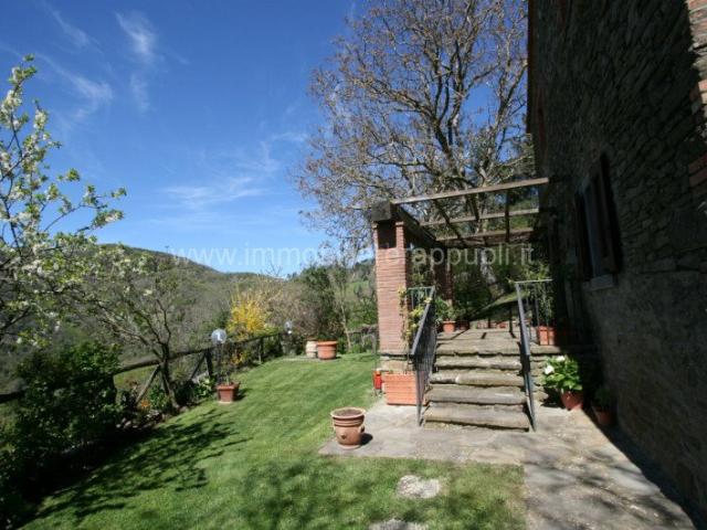 Casa in vendita a Cortona, Toscana