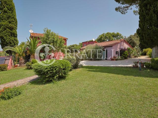 Casa in vendita a Bibbona, Toscana