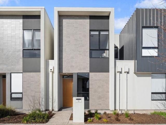 Townhouse for sale in Woodforde, South Australia