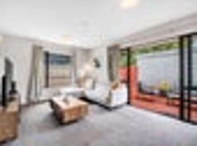 Townhouse for sale in Heathcote, Canterbury