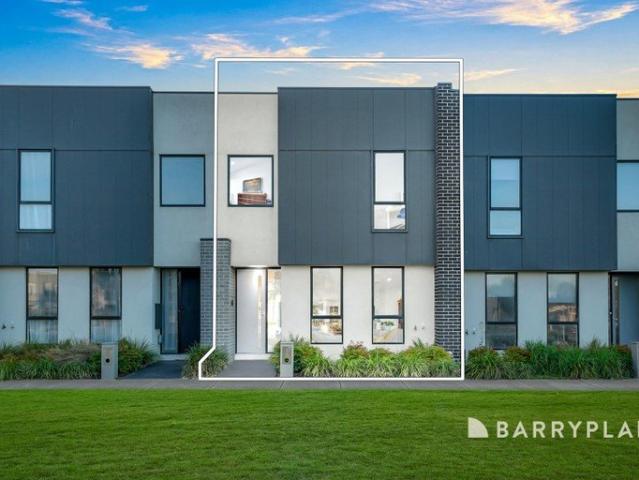 Townhouse for sale in Camerons Creek, Victoria