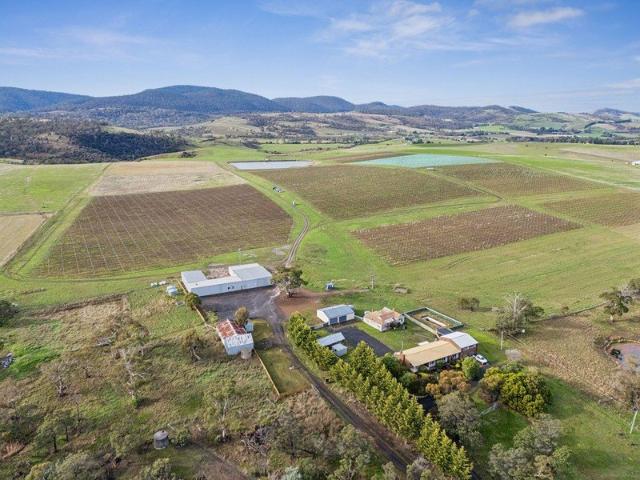 Cottage for sale in Campania, Tasmania