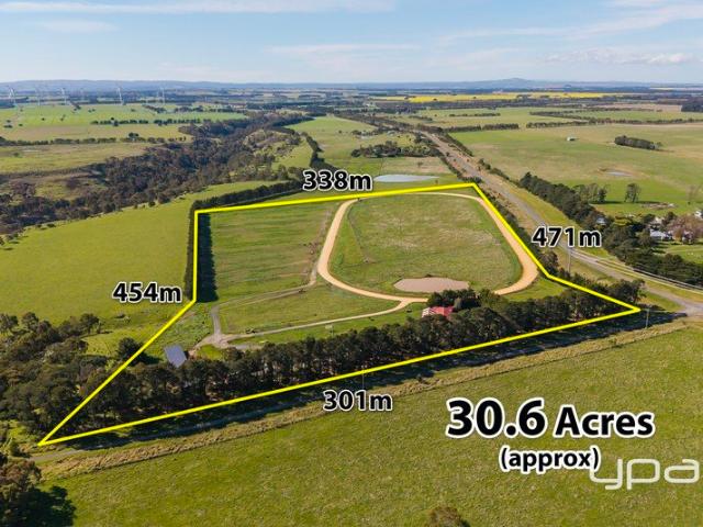House for sale in Mount Wallace, Victoria
