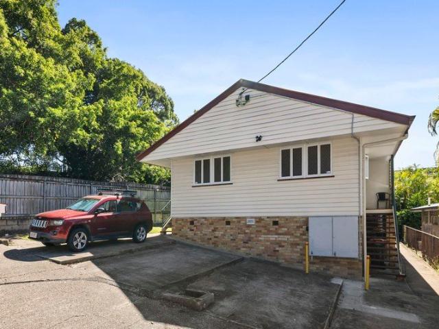 Flat for sale in Toombul, Queensland