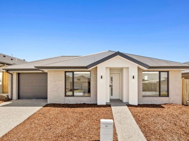 Granny Flat for rent in Geelong, Victoria