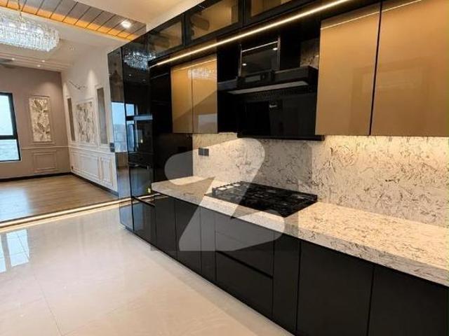 House for sale in 8 ڈی ایچ اے فیز, کراچی ڈویژن