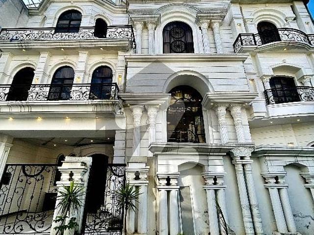 House for sale in Peshawar, North West Frontier Province