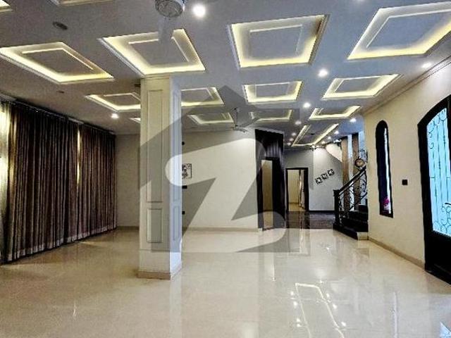 House for sale in Peshawar, North West Frontier Province