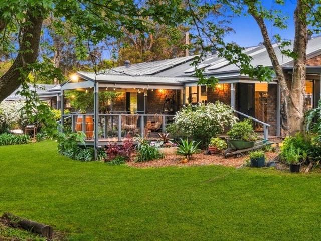 Cottage for sale in Lisarow, Gosford