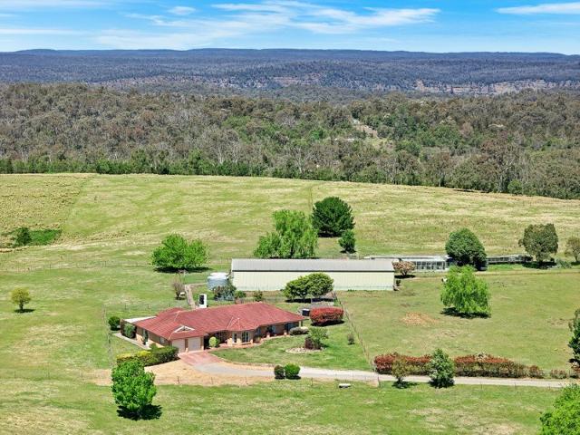 Cottage for sale in Tallong, New South Wales