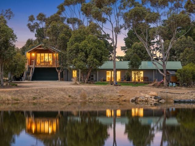 Cottage for sale in Carrickalinga, The District Council of Yankalilla