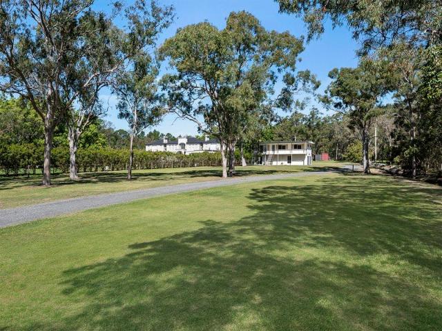 Cottage for sale in Toombul, Queensland