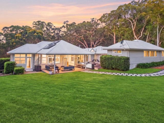 Cottage for sale in Ourimbah, Gosford