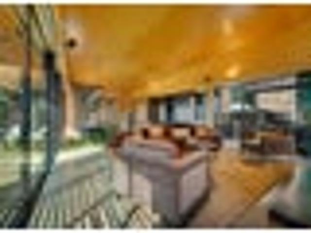 House for sale in Otakou