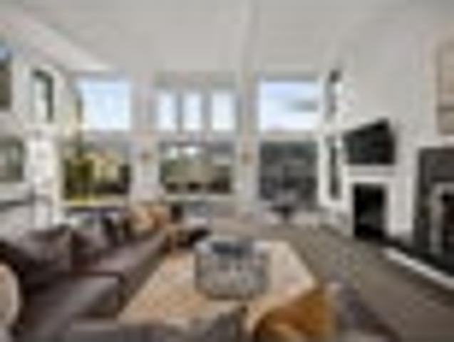 House for sale in Otakou