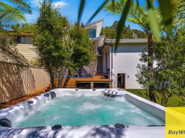 House for sale in Umina Beach, New South Wales