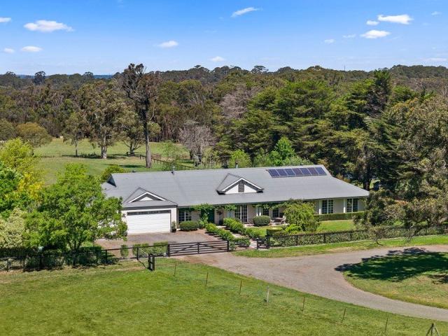 Cottage for sale in Canyonleigh, Wingecarribee Shire Council