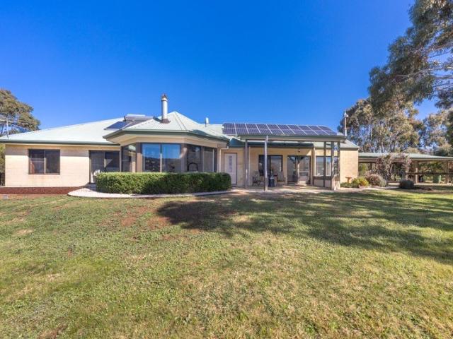 House for sale in Riddells Creek, Victoria