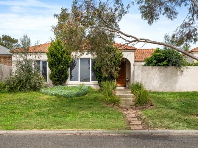 House for sale in Waurn Ponds, Geelong