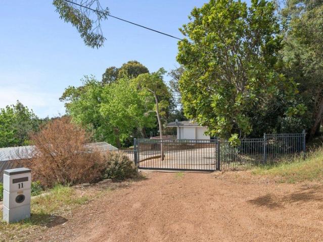 House for sale in Kalamunda, City Of Kalamunda