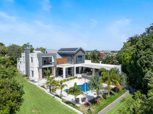 House for sale in Sanctuary Cove