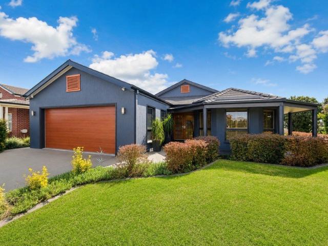 House for sale in Leeton, Leeton Shire Council