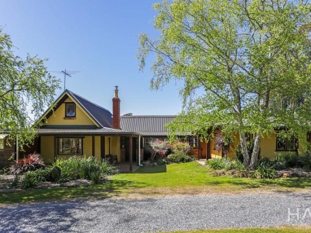 House for sale in Gravelly Beach, West Tamar