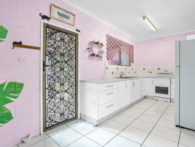 House for sale in White Rock, Cairns