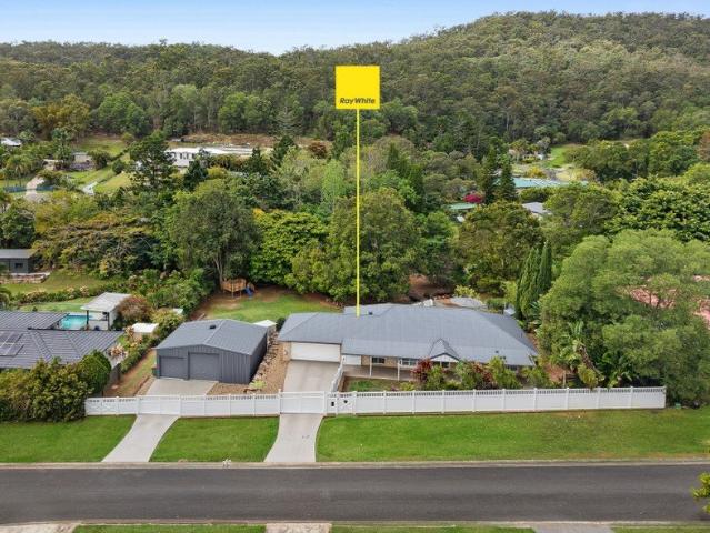 House for sale in Bonogin, Gold Coast City