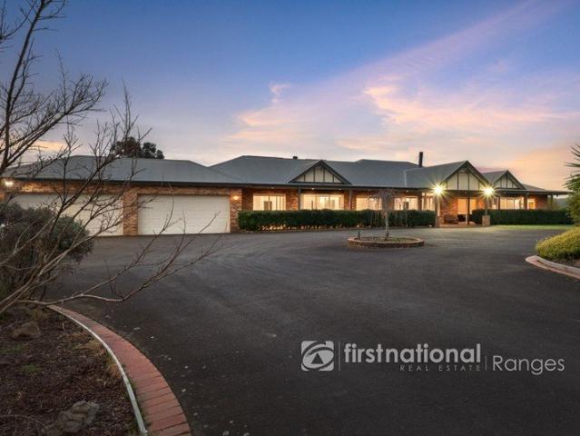 Cottage for sale in Camerons Creek, Victoria