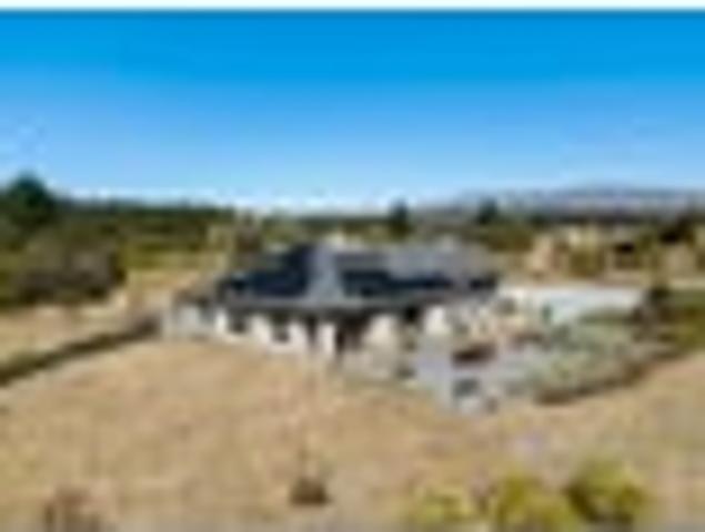 House for sale in Otakou