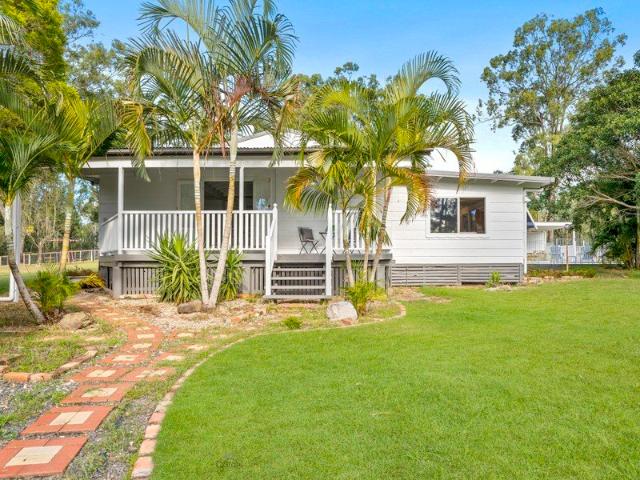 Cottage for sale in Toombul, Queensland