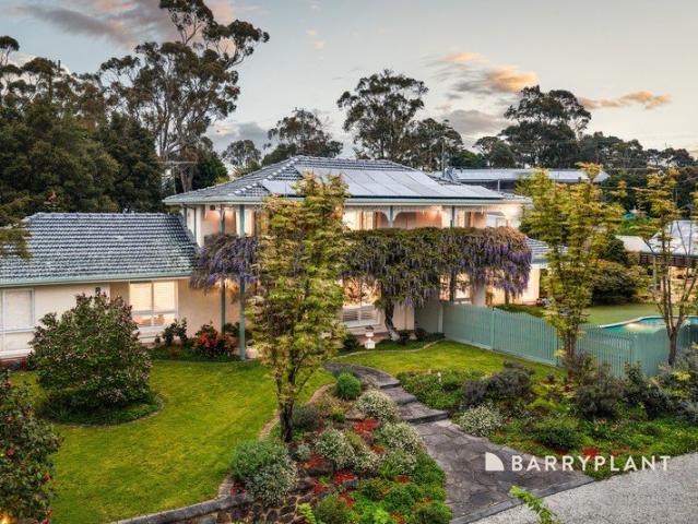 House for sale in Lysterfield South, Melbourne