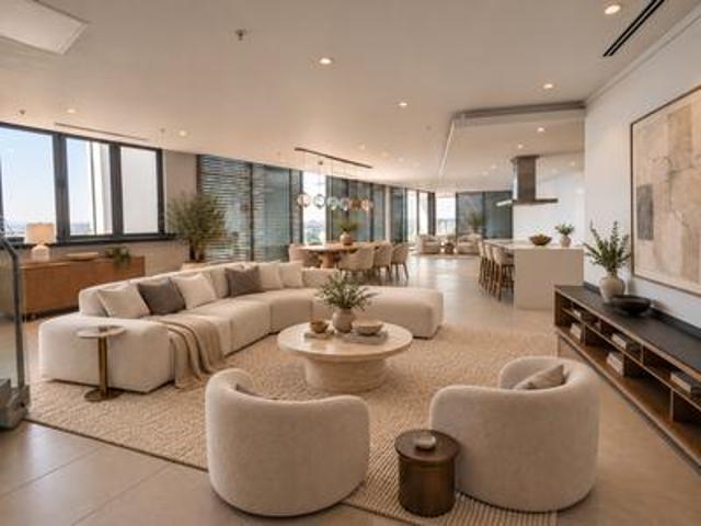 House for sale in Johannesburg Ward 103, Sandton