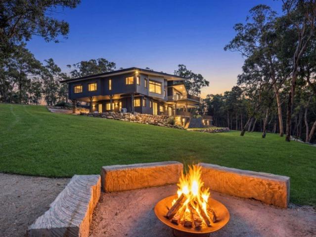 Cottage for sale in Sydney, New South Wales