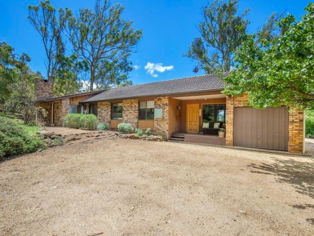 Cottage for sale in Armidale, New South Wales