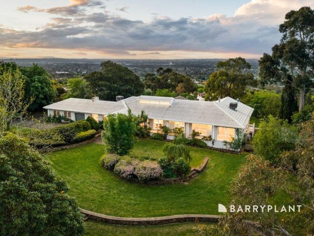 House for sale in Lysterfield, Melbourne