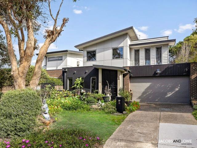 Townhouse for sale in Mornington, Melbourne