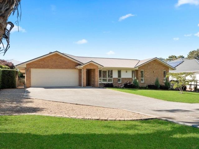 House for sale in Brisbane Grove, New South Wales