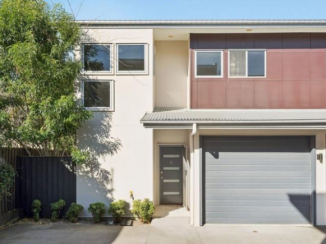 Townhouse for sale in Toombul, Queensland