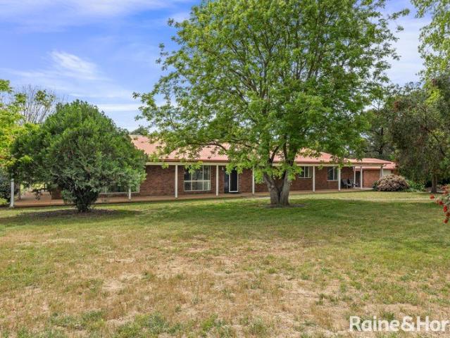 House for sale in Lake Albert, Wagga Wagga City Council