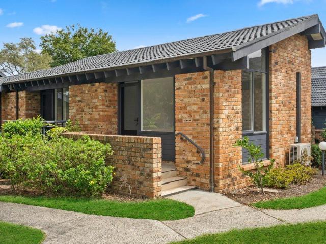 Villa for sale in Sydney, New South Wales