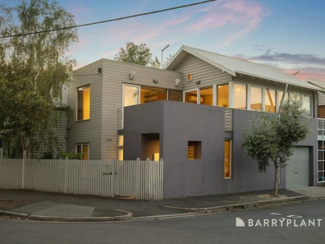 Townhouse for sale in Port Melbourne, Melbourne